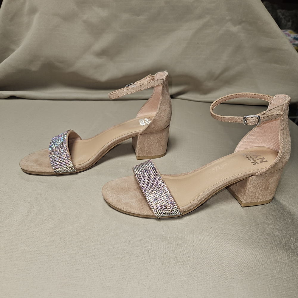 Madden NYC  Women's Tan and Glitter Heels size 7 - Picture 5 of 15